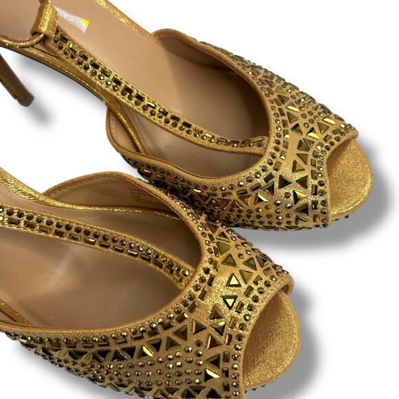 NEW Thalia Sodi Chacey Embellished T-Strap Platform Pumps Gold Size 11 Studded - Picture 9 of 12